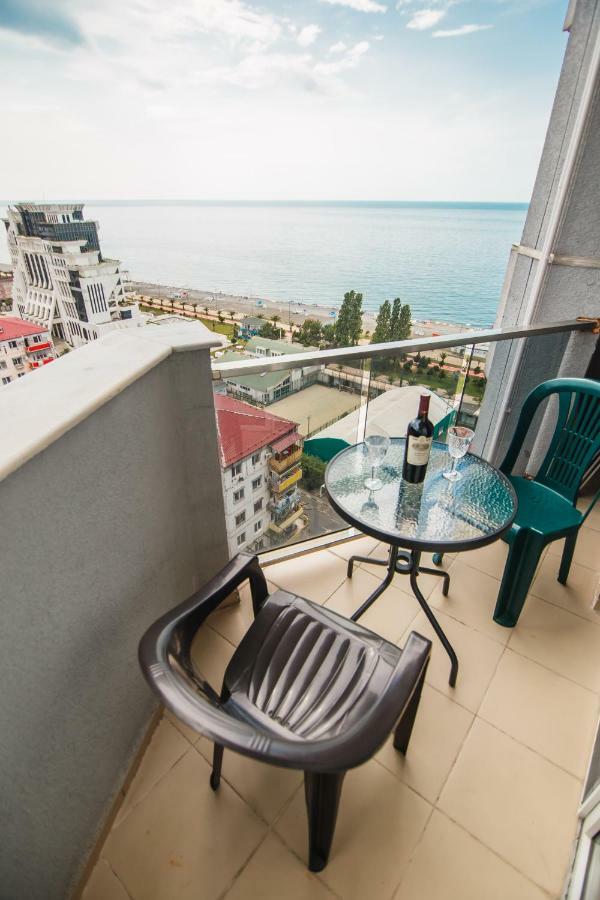 Sea Towers Lux 17-05 Appartement Batoemi Buitenkant foto